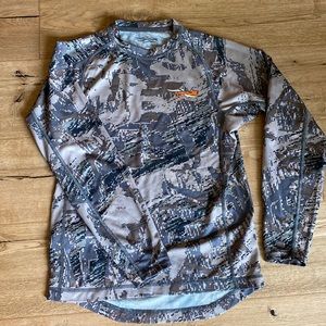 Sitka Womens small Core lightweight. Optifade elevated II- white tail